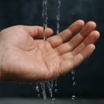 ¿Por qué el agua moja?